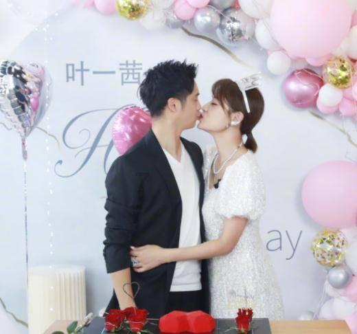 探索蜗牛世界 | what does he doing什么意思?蜗牛问答平台